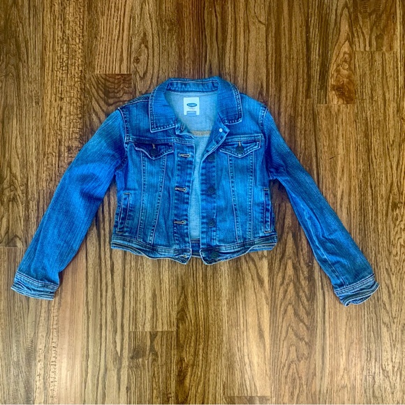 Lot of little girls clothes size 7/8, denim jacket, Disney princess outfit &more - Picture 2 of 5